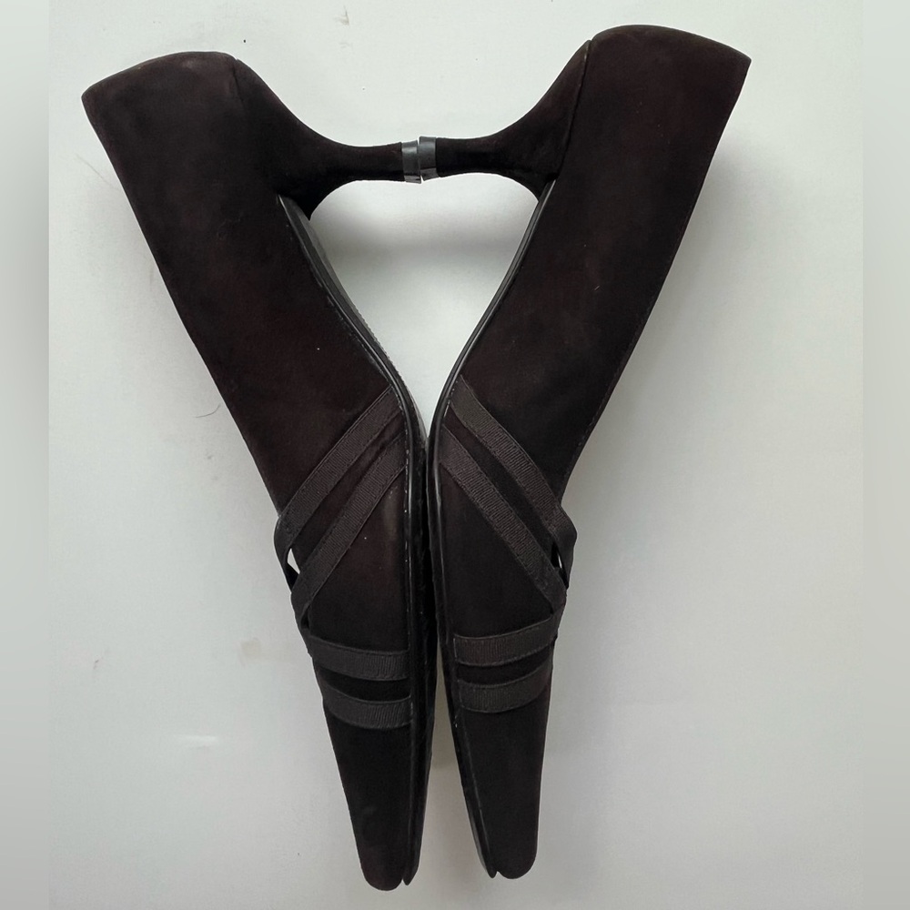 Stuart Weitzman Shoes Brown Suede Pointed Kitten Heels 7.5 Medium - Picture 2 of 6